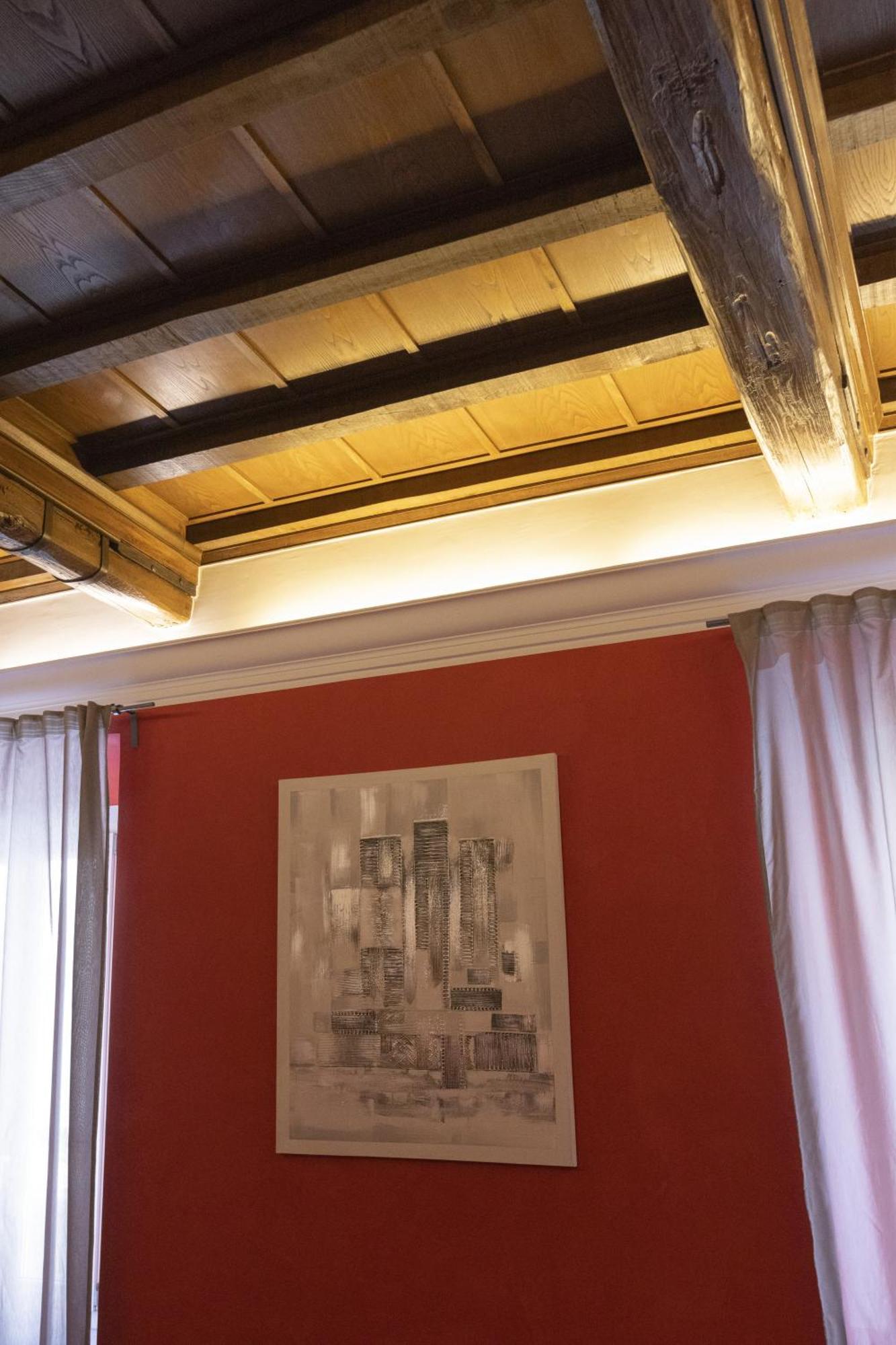 Barberini Apt Close To Fontana Di Trevi Рим Екстериор снимка