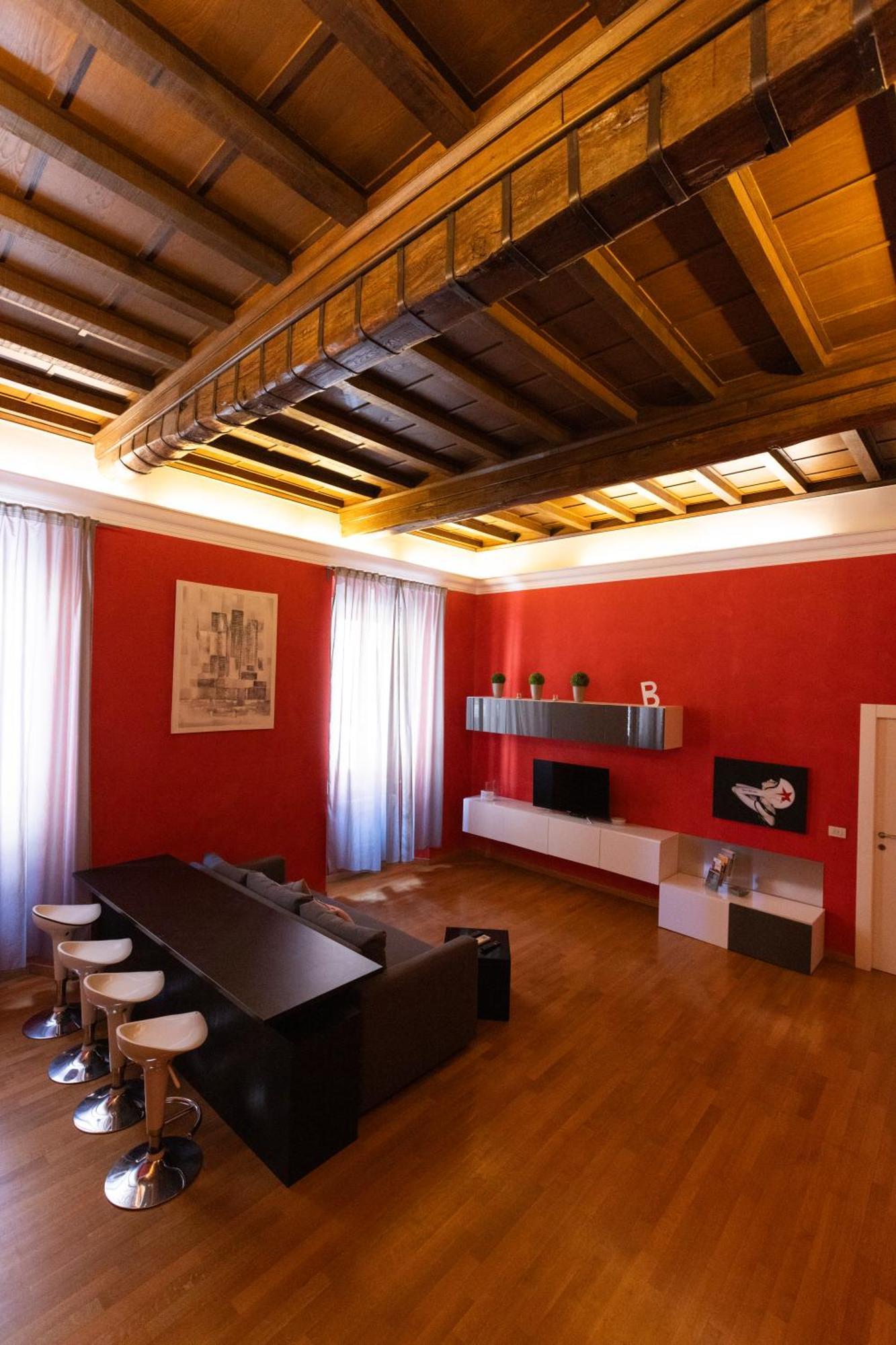 Barberini Apt Close To Fontana Di Trevi Рим Екстериор снимка