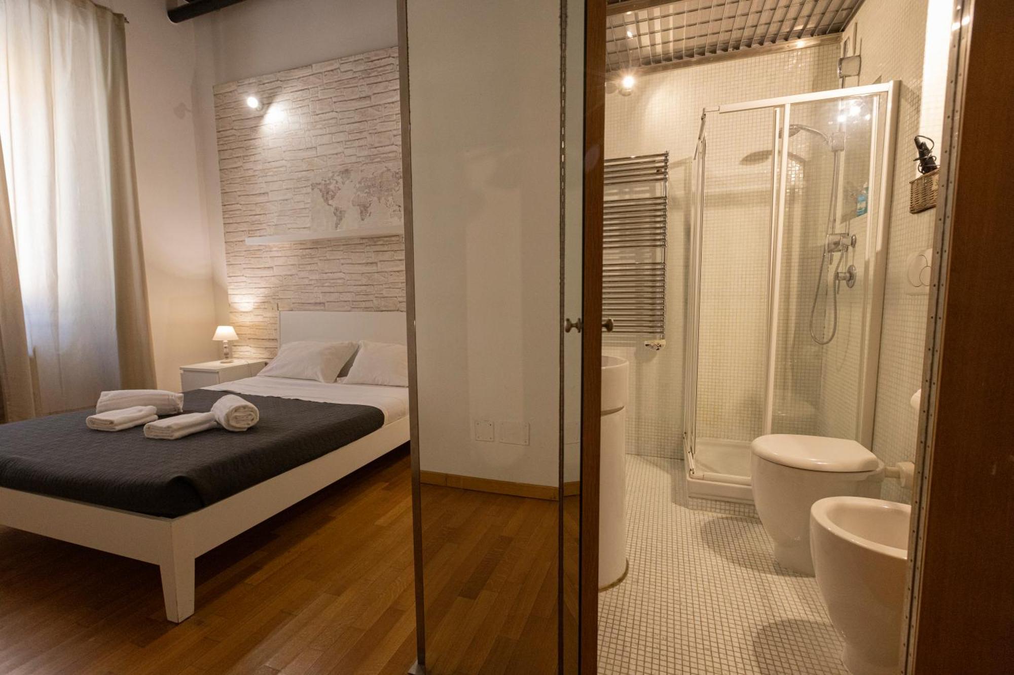 Barberini Apt Close To Fontana Di Trevi Рим Екстериор снимка