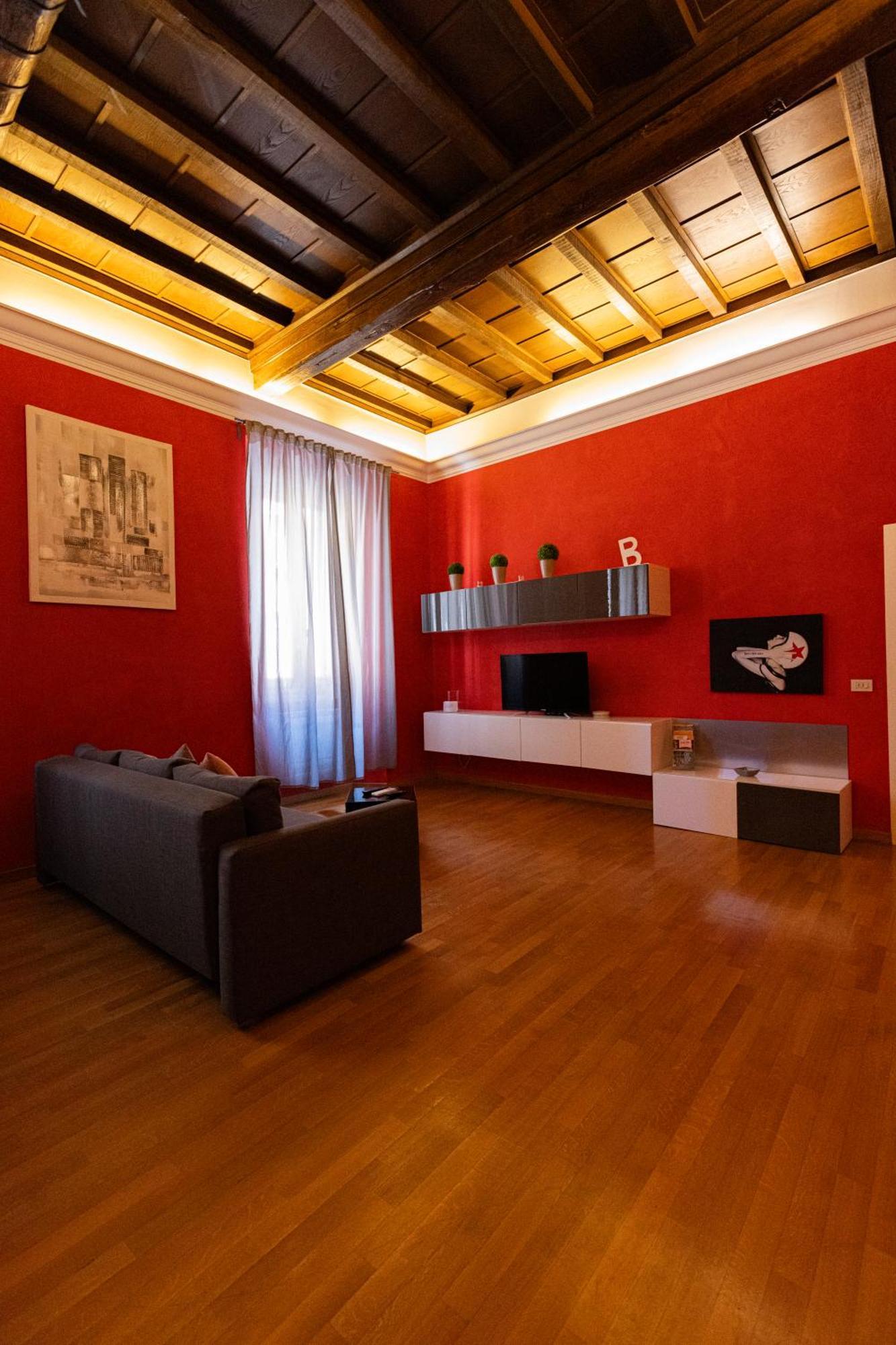 Barberini Apt Close To Fontana Di Trevi Рим Екстериор снимка